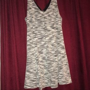 The Limited Sleeveless Mini Black/White Dress